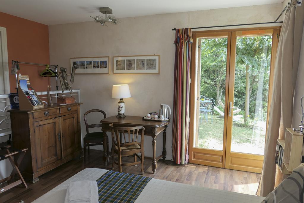 Chambre D'Hotes La Bichette Chassagny Buitenkant foto